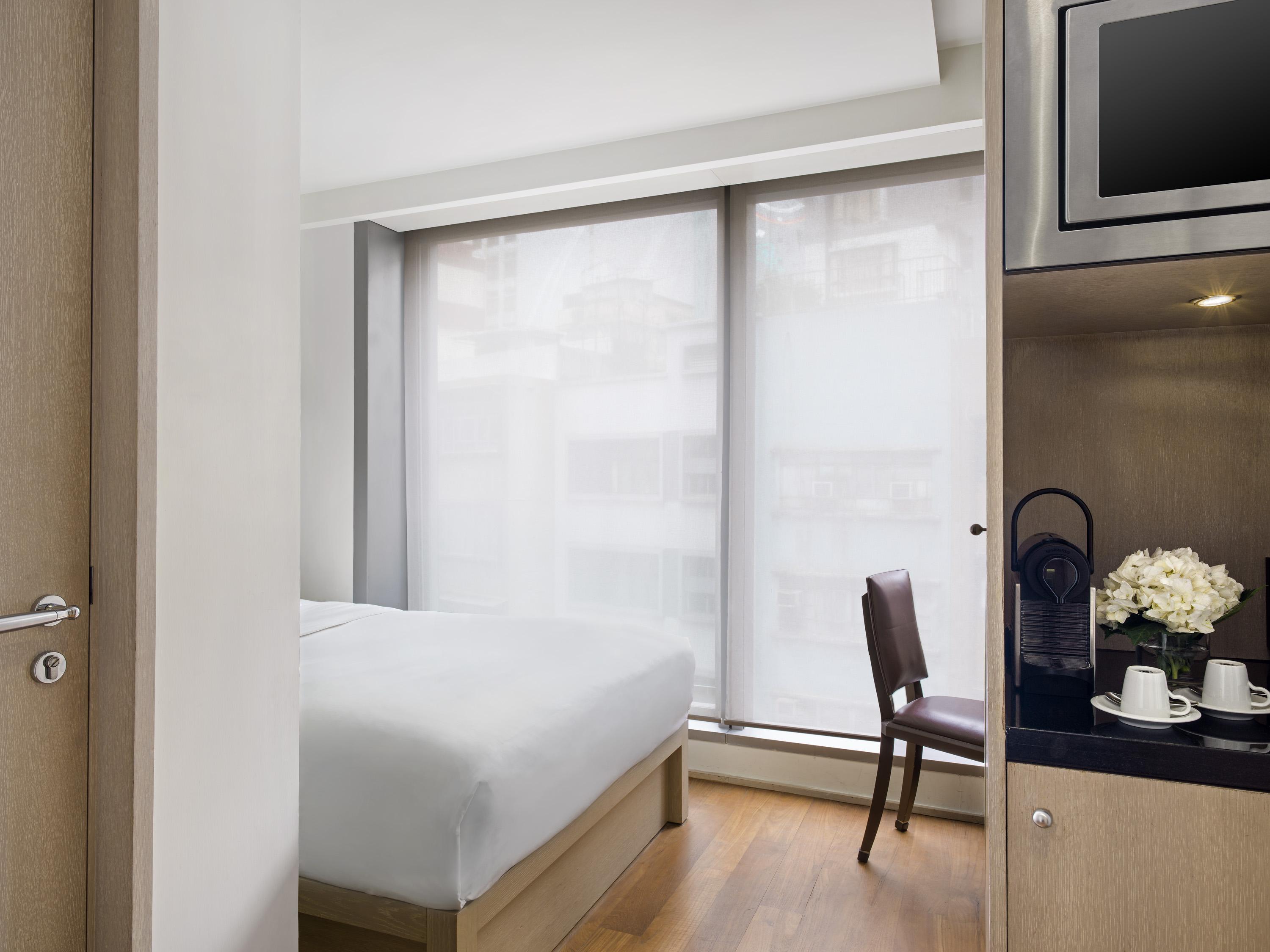 The Putman Hotel Hong Kong Exterior photo